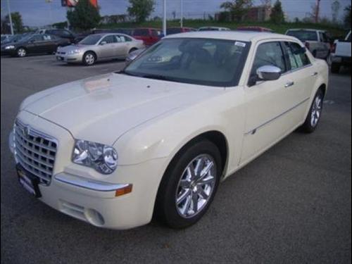 Chrysler 300C 2008 photo 2