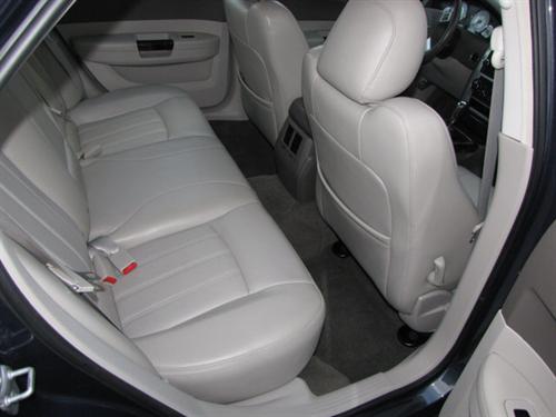 Chrysler 300C 2008 photo 1