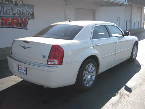 Chrysler 300C 2008 photo 3
