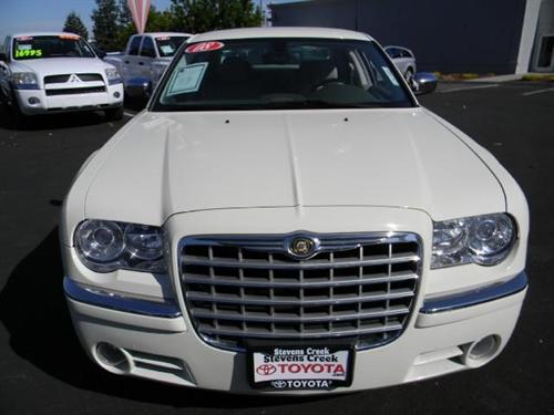 Chrysler 300C 2008 photo 1