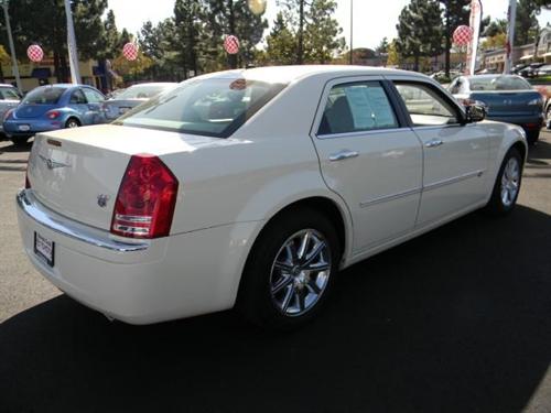 Chrysler 300C 2008 photo 3