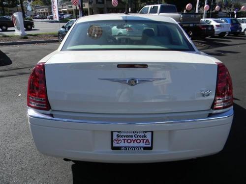Chrysler 300C 2008 photo 4