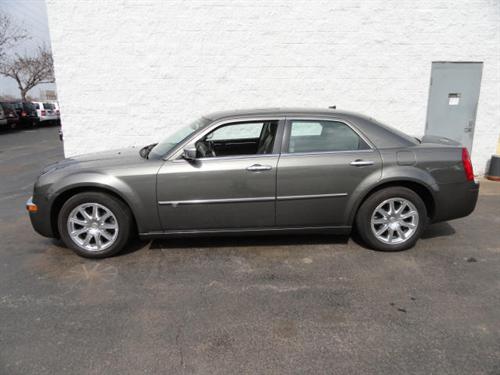 Chrysler 300C 2008 photo 3