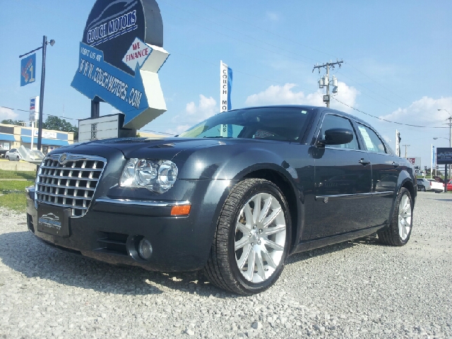 Chrysler 300C 2008 photo 2