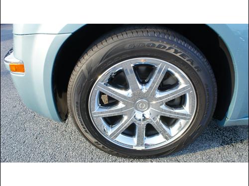 Chrysler 300C 2008 photo 3