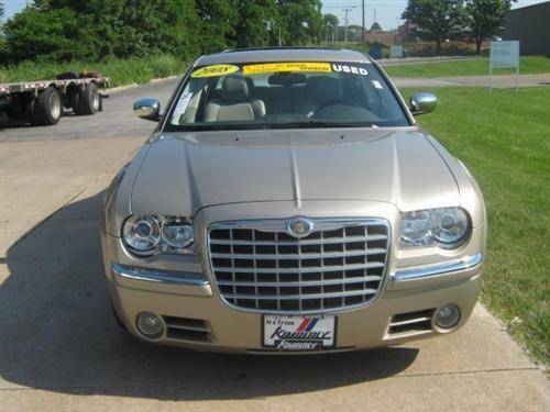 Chrysler 300C 2008 photo 2