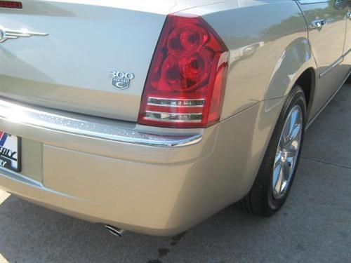 Chrysler 300C 2008 photo 4