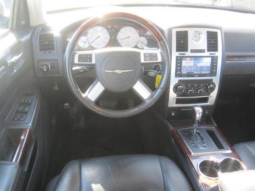 Chrysler 300C 2008 photo 3