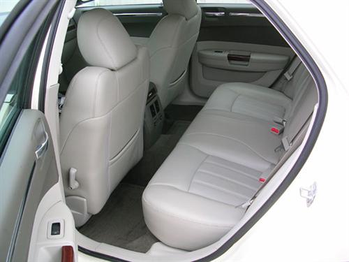 Chrysler 300C 2009 photo 4