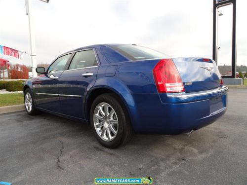 Chrysler 300C 2009 photo 2