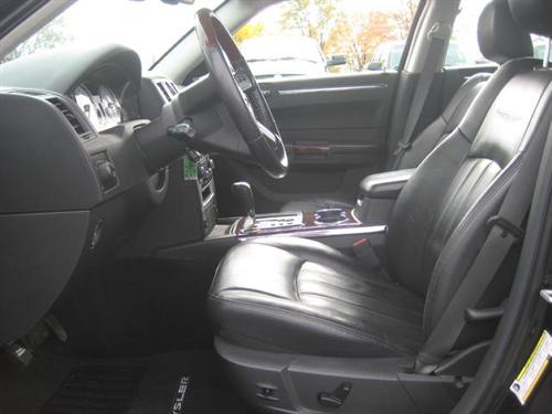 Chrysler 300C 2009 photo 1