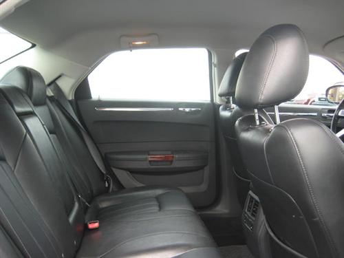 Chrysler 300C 2009 photo 4