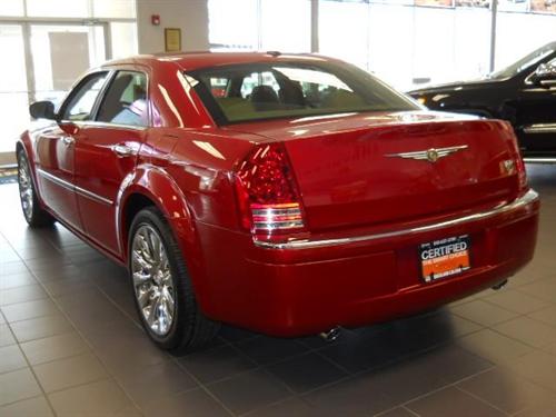 Chrysler 300C 2009 photo 2