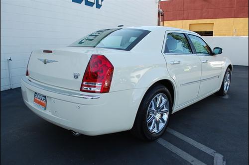 Chrysler 300C 2009 photo 1