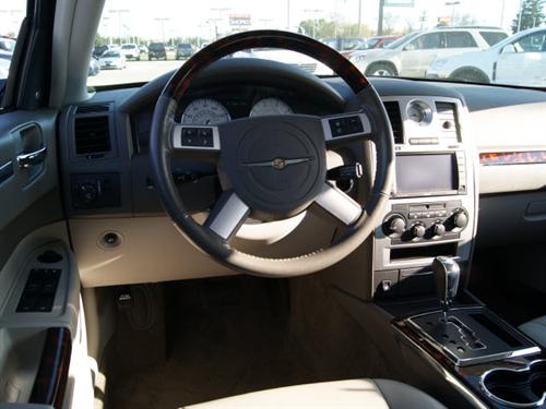 Chrysler 300C 4x4 XLT Other