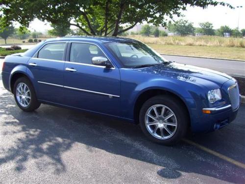 Chrysler 300C 2009 photo 2