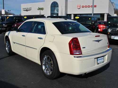 Chrysler 300C 2009 photo 4