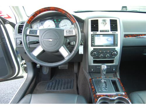 Chrysler 300C 2009 photo 4