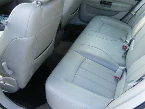 Chrysler 300C 2009 photo 3