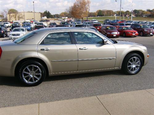 Chrysler 300C 2009 photo 4