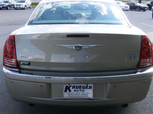 Chrysler 300C 2009 photo 5