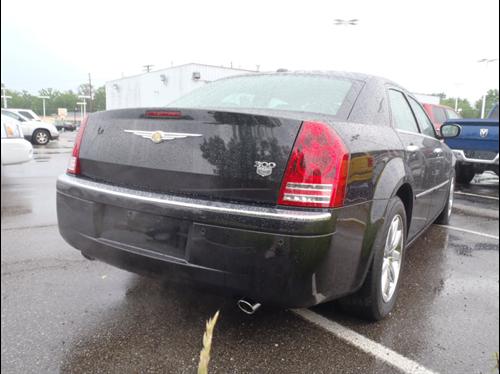 Chrysler 300C 2009 photo 4