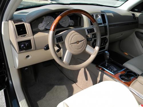 Chrysler 300C 2009 photo 1