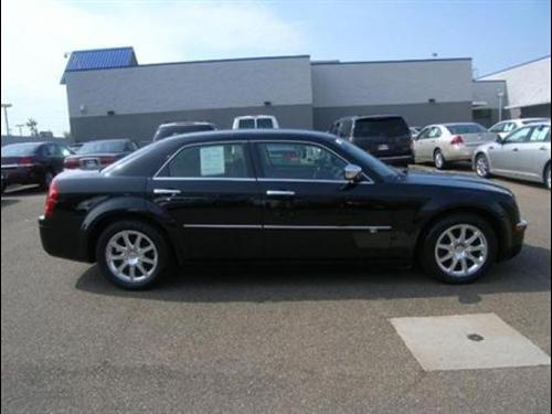 Chrysler 300C 2009 photo 3