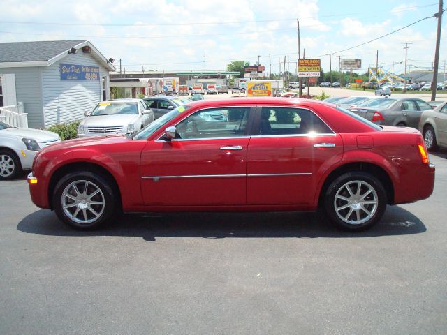 Chrysler 300C 2009 photo 2