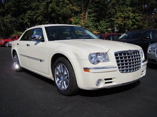 Chrysler 300C 2009 photo 3