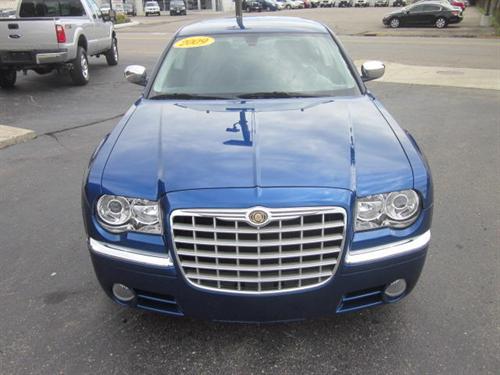 Chrysler 300C 2009 photo 2