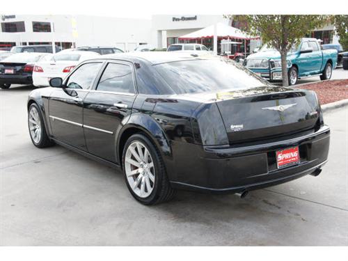 Chrysler 300C 2010 photo 4