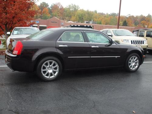 Chrysler 300C 4x4 XLT Other