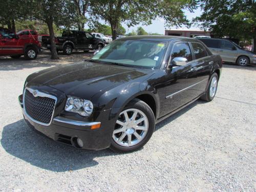 Chrysler 300C 2010 photo 1