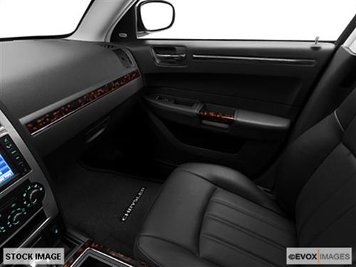 Chrysler 300C 2010 photo 4