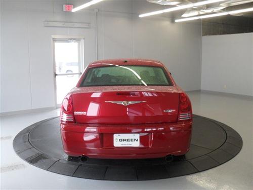 Chrysler 300C 2010 photo 5