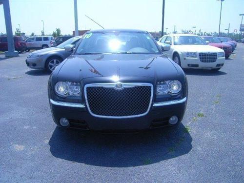 Chrysler 300C 2010 photo 1