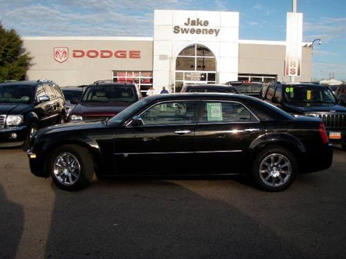 Chrysler 300C 2010 photo 5