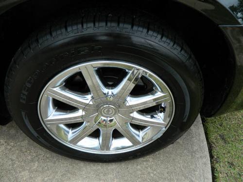 Chrysler 300C 2010 photo 3