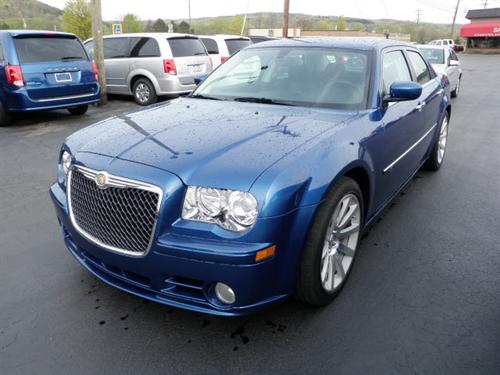 Chrysler 300C 2010 photo 2