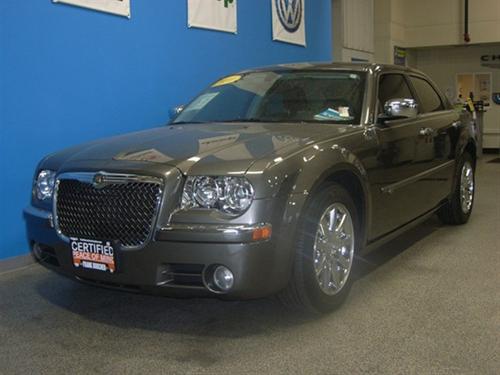 Chrysler 300C 2010 photo 5