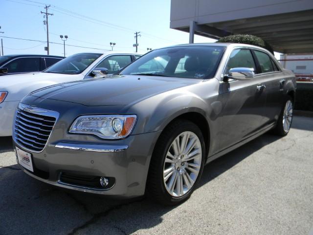 Chrysler 300C GT LOW Miles Sedan