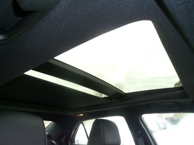 Chrysler 300C 2011 photo 3