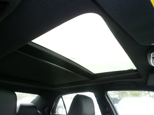 Chrysler 300C 2011 photo 3