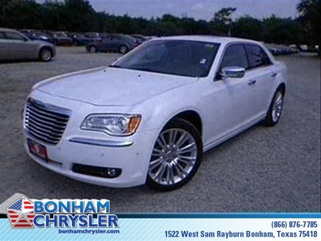 Chrysler 300C Base Unspecified