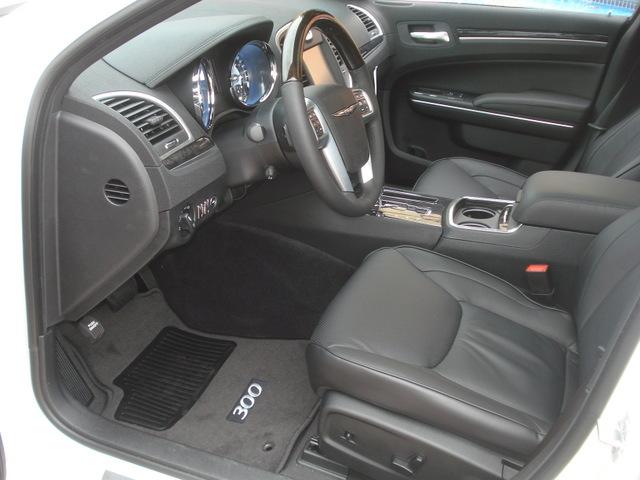 Chrysler 300C Unknown Sedan