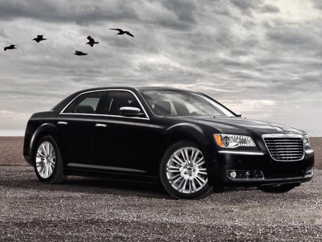 Chrysler 300C 4WD Reg Cab 140.5 SLT Sedan