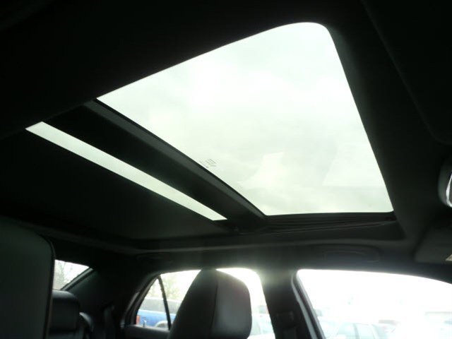 Chrysler 300C 2011 photo 3