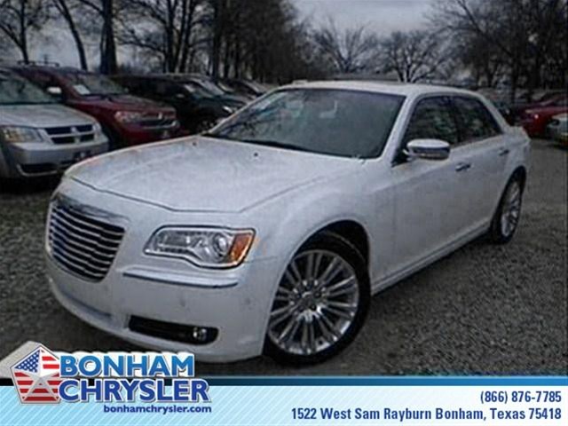 Chrysler 300C Base Unspecified