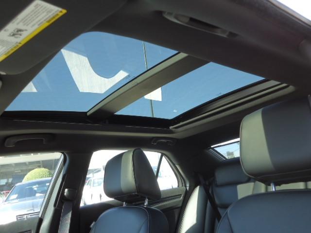 Chrysler 300C 2011 photo 4